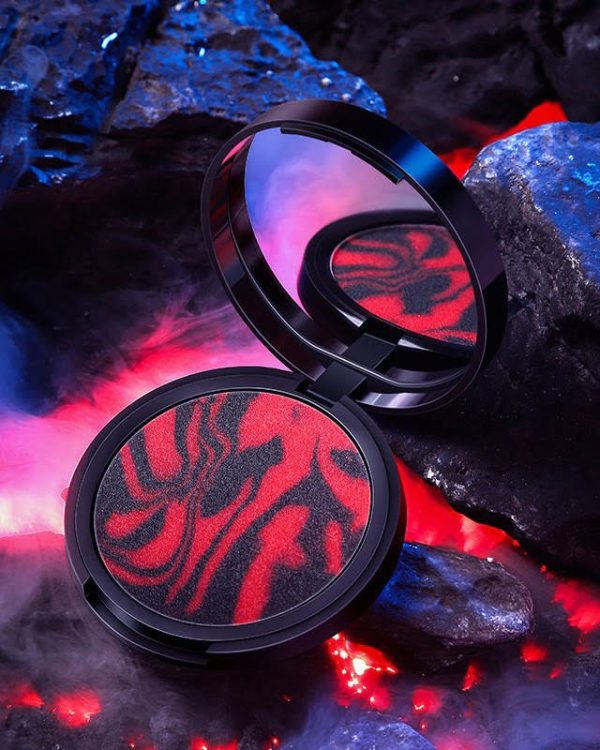 Воскова матуюча пудра для обличчя Lava Candy Bella