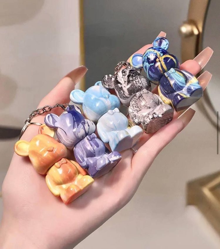 Тінт для губ у формі ведмедика Bearbrick
